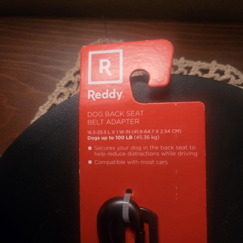 Reddy Dog Car Seat Belt Adapter